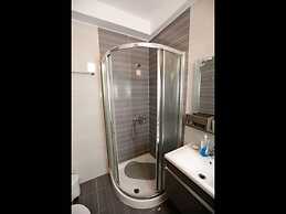 Beachfront Sion Sarande Apartment B