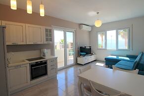 Beachfront Sion Sarande Apartment B