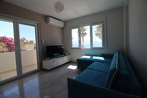 Beachfront Sion Sarande Apartment B