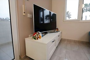 Beachfront Sion Sarande Apartment B