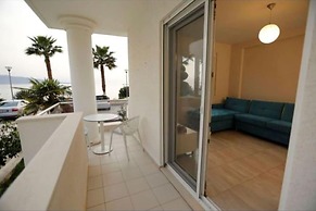 Beachfront Sion Sarande Apartment B