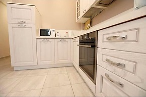 Beachfront Sion Sarande Apartment B