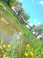 Room in Guest Room - Sejour Retreat For Family In Paradise