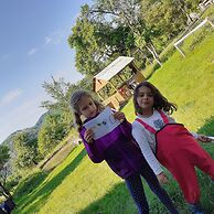 Room in Guest Room - Sejour Retreat For Family In Paradise