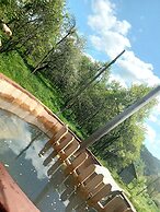 Room in Guest Room - Sejour Retreat For Family In Paradise