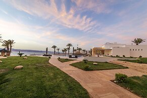 Luxotel Aqaba Beach Resort & Spa Hotel
