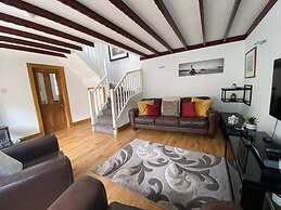 Charming Barn Conversion on Private Estate