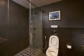 Indreni Suites Hotel