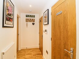 Apartment 4 10 Somers Court