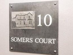 Apartment 4 10 Somers Court