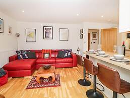 Apartment 4 10 Somers Court