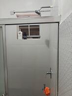 2 Bed Apartment - Sea View & 10min to Local Beach