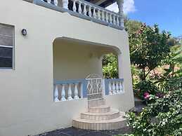 Stunning 2-bed Apartment in Grand Roy, Grenada