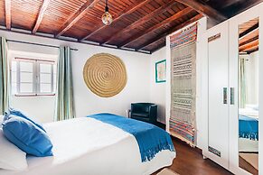 Casa das 10 Janelas at Monsanto