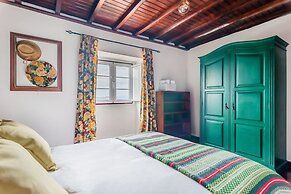 Casa das 10 Janelas at Monsanto