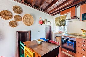 Casa das 10 Janelas at Monsanto