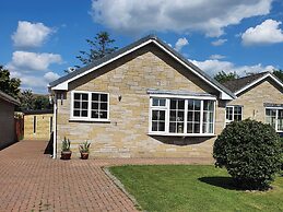 17 Costa Way
