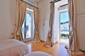 Luxury Villa Fiorita - Amazing Terrace Premium Location