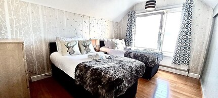 Amara House