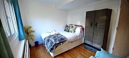 Amara House