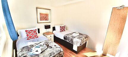 Amara House