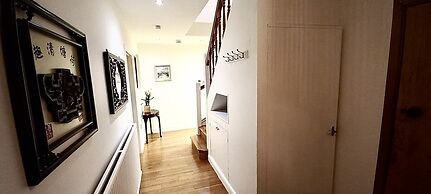 Amara House