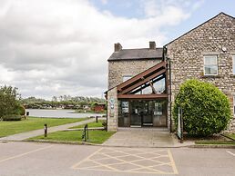 Loluke Lodge on The Lake