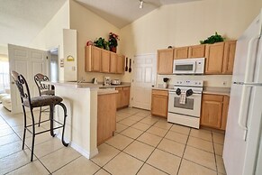 New Listing - Amazing 4 Bed 3 Bath - Private Pool 4 Bedroom Home by Re