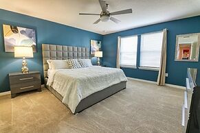 The Cozy Hammock 5 Bedroom Home by Redawning