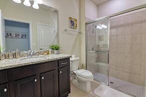 The Cozy Hammock 5 Bedroom Home by Redawning