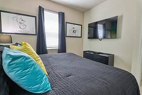 The Cozy Hammock 5 Bedroom Home by Redawning