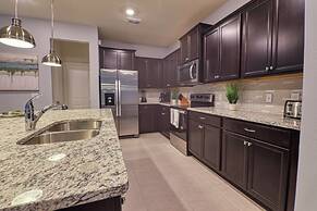 The Cozy Hammock 5 Bedroom Home by Redawning