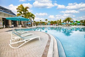 The Cozy Hammock 5 Bedroom Home by Redawning