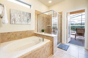 Phillipe's Windsor At Westside Vacation Home 7 Bedroom Home by Redawni