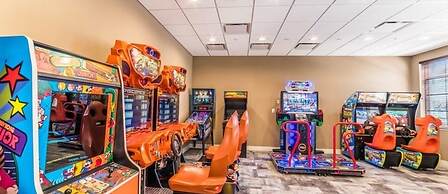 Phillipe's Windsor At Westside Vacation Home 7 Bedroom Home by Redawni