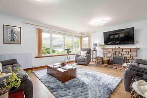 3 Bedroom Bungalow With Htub & Private Loch Access