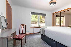 3 Bedroom Bungalow With Htub & Private Loch Access