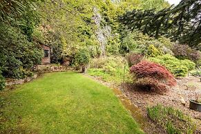 3 Bedroom Bungalow With Htub & Private Loch Access