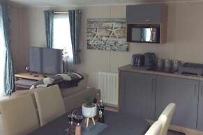 Lake District Western 2-bed Cabin, Pet Frien