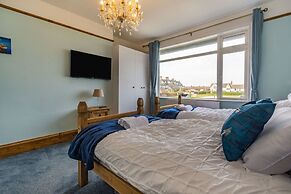 Beachside Apartment