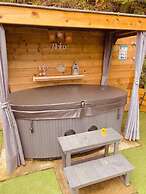 A Beautiful, Unique Lodge, Made for two