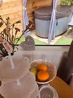 A Beautiful, Unique Lodge, Made for two