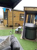 A Beautiful, Unique Lodge, Made for two