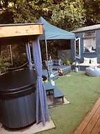 A Beautiful, Unique Lodge, Made for two