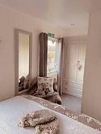 A Beautiful, Unique Lodge, Made for two