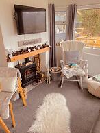 A Beautiful, Unique Lodge, Made for two