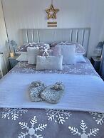 A Beautiful, Unique Lodge, Made for two