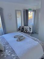 A Beautiful, Unique Lodge, Made for two