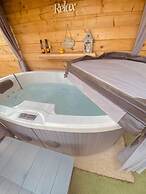 A Beautiful, Unique Lodge, Made for two