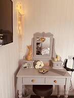 A Beautiful, Unique Lodge, Made for two